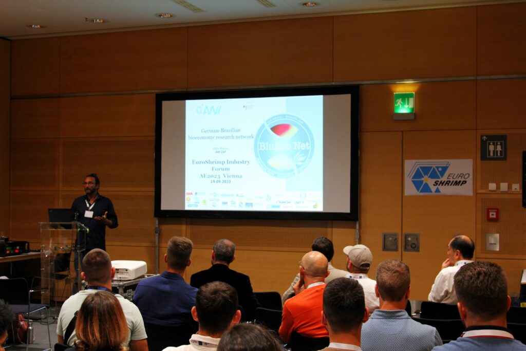 M. Sc. Fabio Pereira presenting